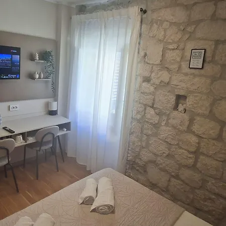 Carol 3* Trogir