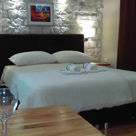Guest house Carol 3*