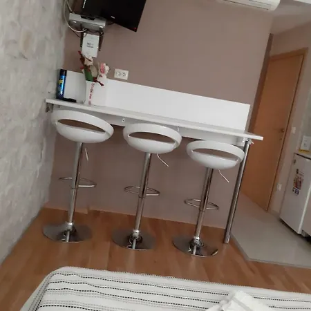 招待所 卡罗尔罗姆斯酒店 3*