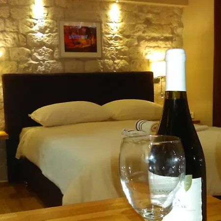 Carol Guest house Trogir
